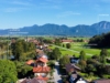 Charmantes Landhaus auf großem Grundstück im idyllischen Alpenvorland - Drohnenweitblick über Großweil