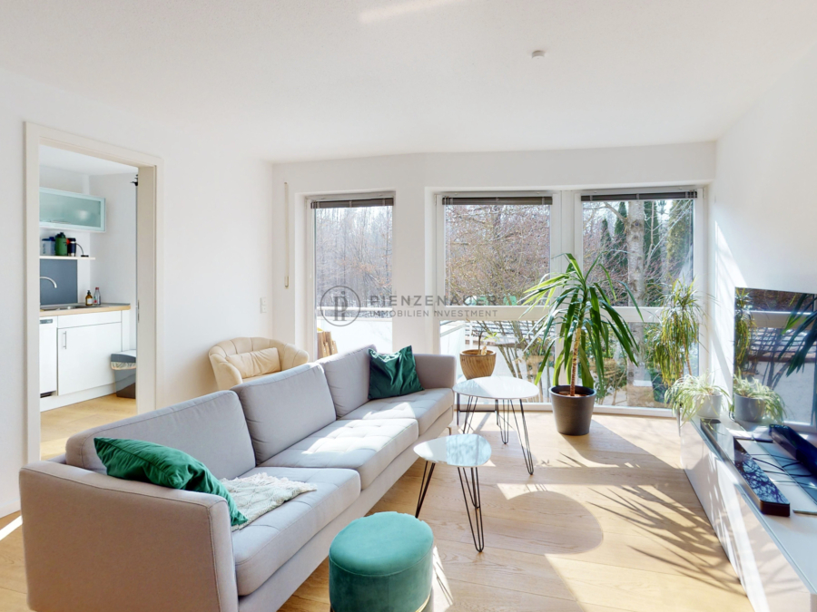 Ruhig wohnen am Waldrand – sonnige und modernisierte 3-Zimmer-Wohnung, 81827 München, Etagenwohnung