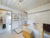 Liebevoll renoviertes Einfamilienhaus auf wunderschönem Grundstück - Badezimmer
