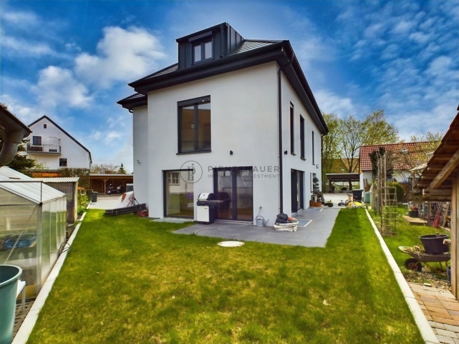 Elegant und Effizient: Entdecken Sie Ihr neues Zuhause in Kranzberg, 85402 Kranzberg, Doppelhaushälfte