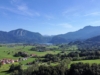 Charmantes Landhaus auf großem Grundstück im idyllischen Alpenvorland - Blick auf den Kochel See