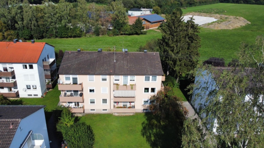 Wohnen mit Blick auf den Wildpark: Helle 3-Zimmer Wohnung in Poing, 85586 Poing, Etagenwohnung